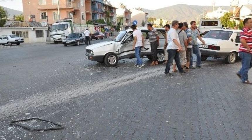 Fethiye&rsquo;de Trafik Kazası: 1 &Ouml;l&uuml;, 1 Yaralı