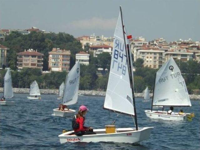 Tekirdağlı Yelkenciler İstanbul Liginden Başarıyla Döndü