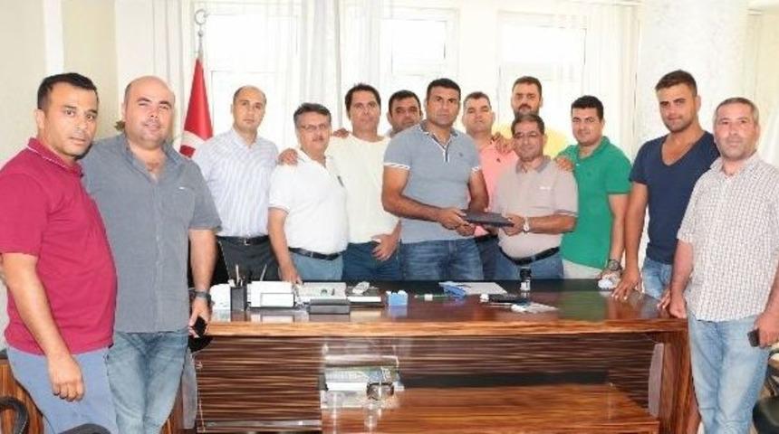 Aksu Spor Kul&uuml;b&uuml; Selvi&rsquo;ye Emanet