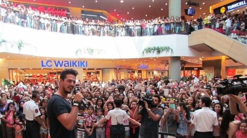 G&ouml;khan Keser&rsquo;e Optimum&rsquo;da Sevgi Seli