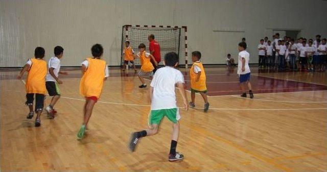 Futsal İl Turnuvası Başladı