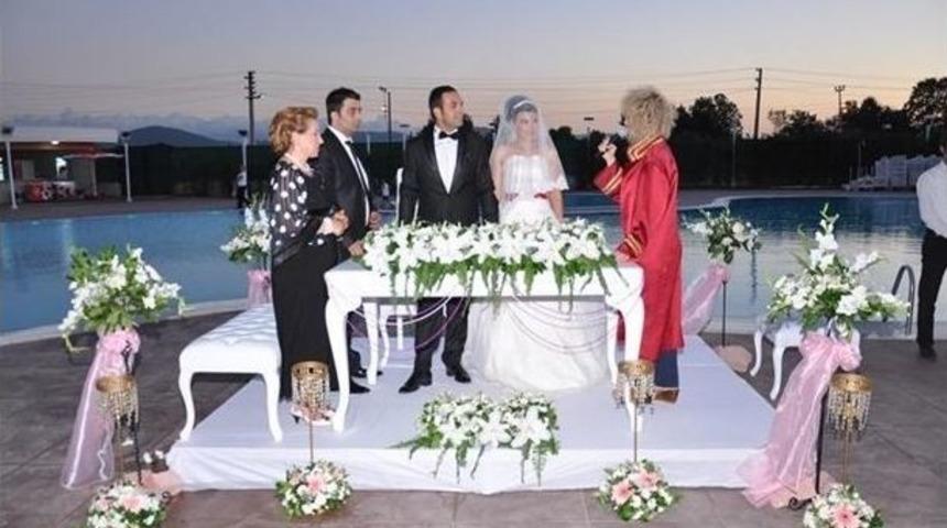 Aquapark’ta Havuz Başı Düğün İmkanı