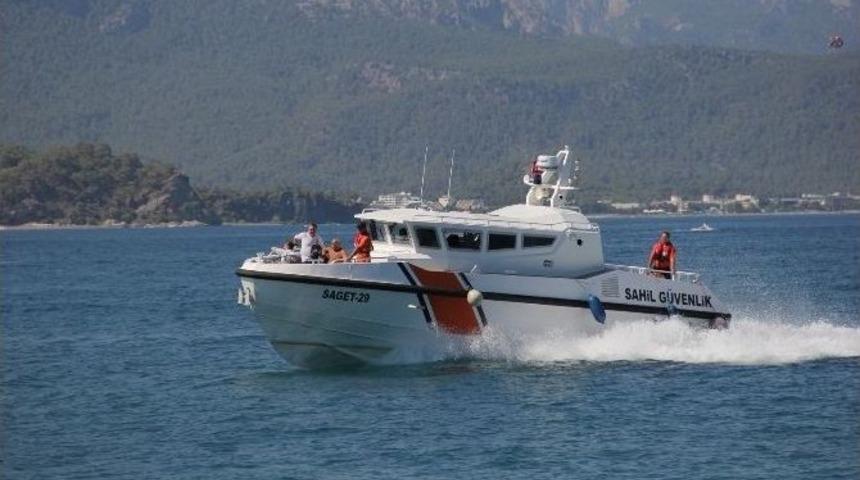 Ukraynalı Turist Denize Atladı Ve Bayıldı