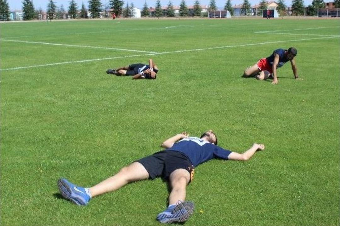 &Ouml;zel Yetenek Sınavında Bayılma Rekoru