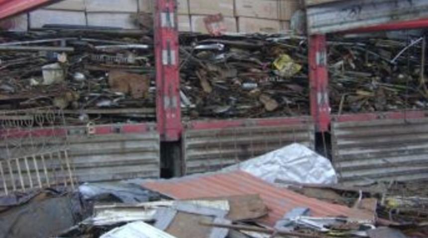 Van&rsquo;da 180 Bin Paket Ka&ccedil;ak Sigara Ele Ge&ccedil;irildi