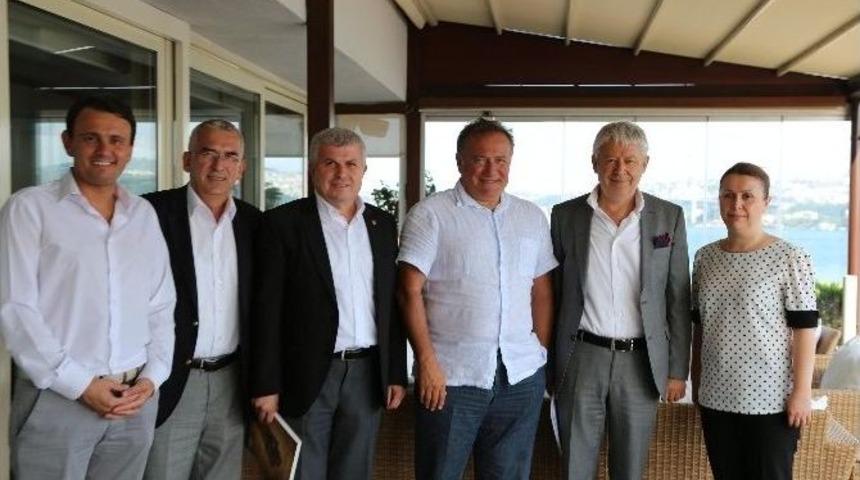 Etso Ve Beraberindeki Edirne Heyetinden, Bah&ccedil;eşehir &Uuml;niversitesi &Ccedil;ıkarması