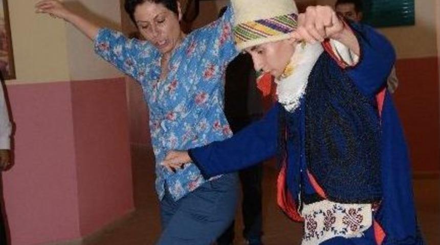 Altıeyl&uuml;l Belediyesinden Eğitime Destek