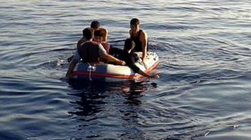 Ege Denizi Ka&ccedil;ak Kaynıyor