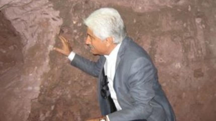 K&uuml;lt&uuml;r Ve Turizm İl M&uuml;d&uuml;rl&uuml;ğ&uuml; Yeraltı Şehrinde İncelemede Bulundu