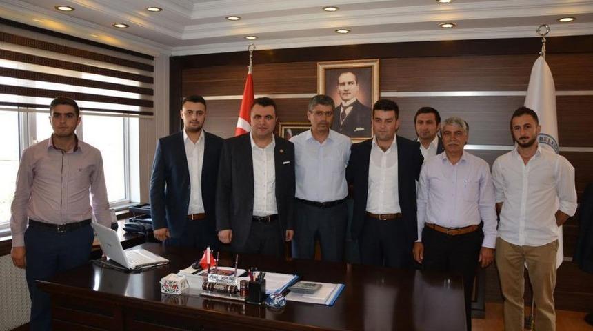 AK Parti Sivas Gen&ccedil;lik Kolları Başkanı Toraman, Suşehri'nde