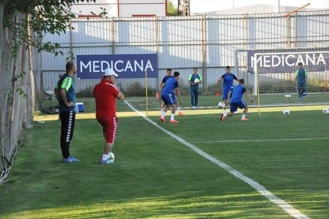 Torku Konyaspor Sezona Puanla Başlamak İstiyor