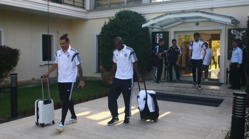 Beşiktaş, Arsenal Ma&ccedil;ı İ&ccedil;in İngiltere&rsquo;ye Gitti