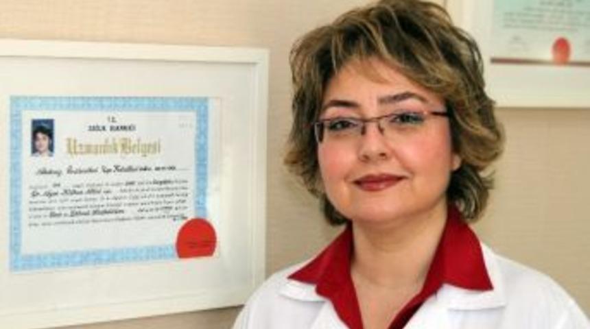 Korunmasız G&uuml;neşte Dudak Kanseri Tehlikesi