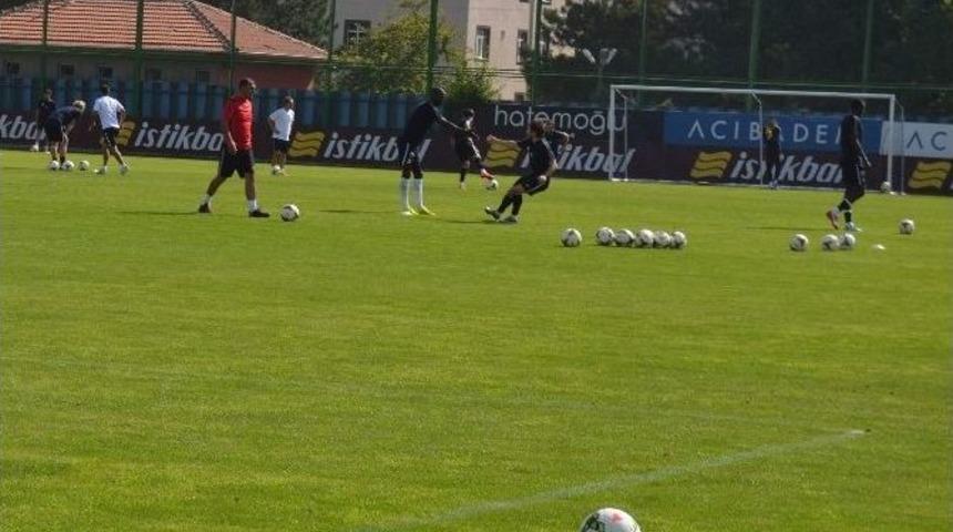 Kayseri Erciyesspor, Trabzonspor Ma&ccedil;ı Hazırlıklarını S&uuml;rd&uuml;r&uuml;yor