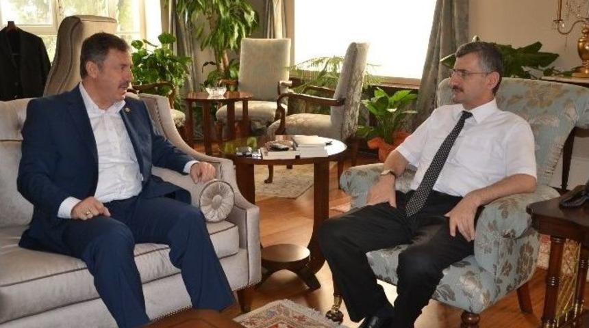 Ak Parti Manisa Milletvekili Sel&ccedil;uk &Ouml;zdağ, Vali Bektaş&rsquo;ı Ziyaret Etti