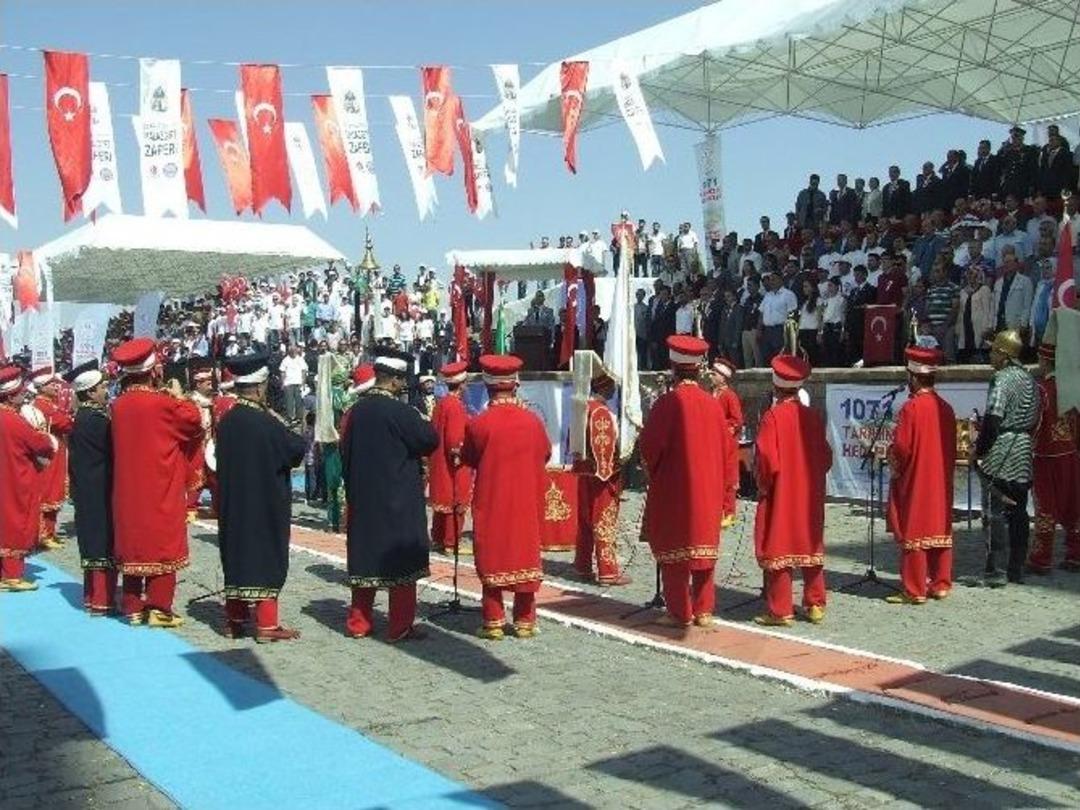 Malazgirt Zaferi&rsquo;nin 943&rsquo;&uuml;nc&uuml; Yıl D&ouml;n&uuml;m&uuml;