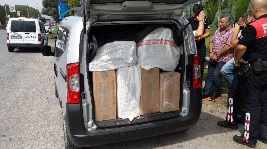 Kocaeli&rsquo;nde 8 Bin Paket Ka&ccedil;ak Sigara Ele Ge&ccedil;irildi