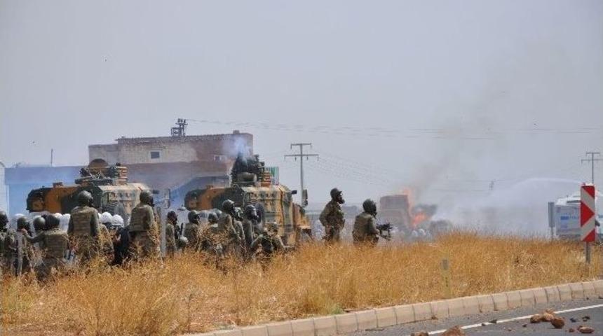 Eylem Yapan &Ccedil;ift&ccedil;ilere M&uuml;dahale