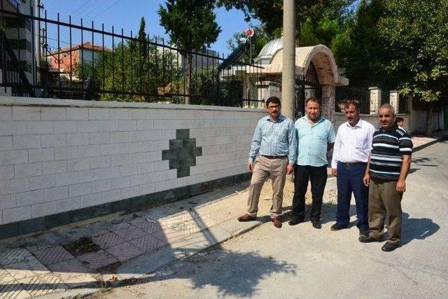 Başkan Çelik Akpınar Mahallesi’nde İncelemelerde Bulundu