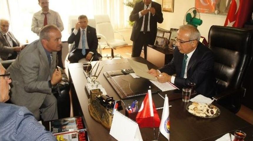 Bakan L&uuml;tfi Elvan, S&ouml;z&uuml;n&uuml; Tuttu