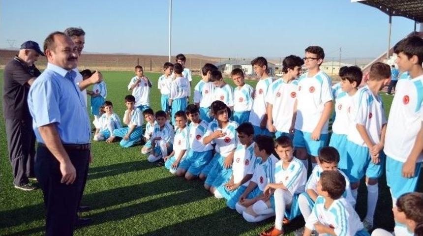 Alaca Belediyesi Yaz Futbol Okulu Başladı