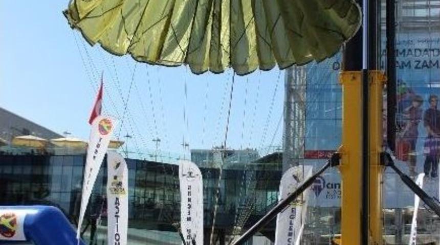 Başkentliler Paraş&uuml;tten Atlayarak Stres Atacak