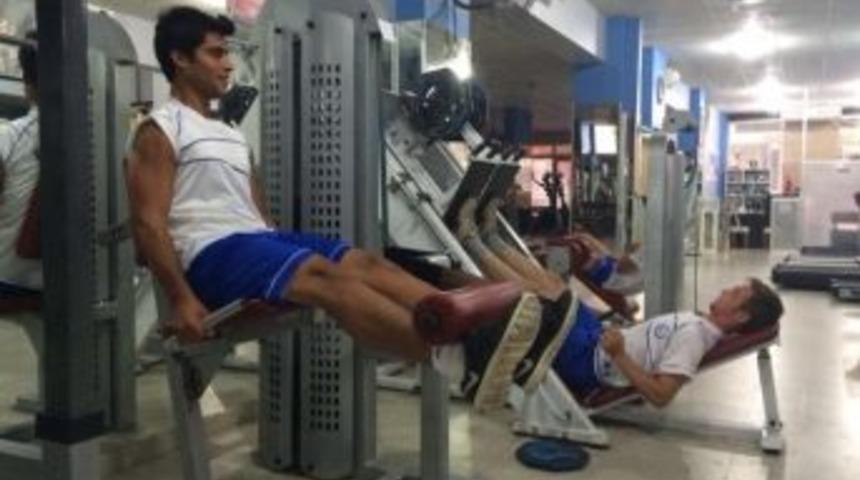 Yıldızspor G&uuml;&ccedil; Depoluyor