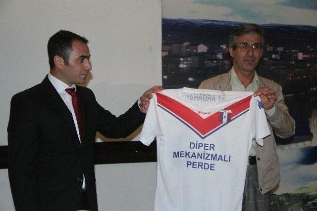 Serhat Ardahan Spor’a Destek Gecesi