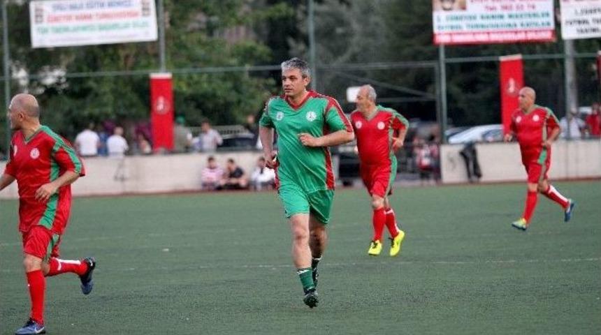 Karşıyaka Belediyesi Sahaya İniyor