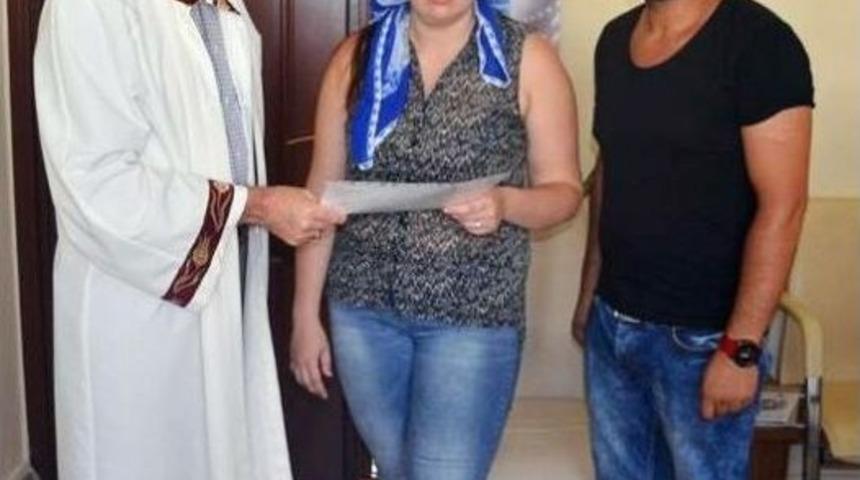 Rus Elena Ve G&uuml;rc&uuml; İnga M&uuml;sl&uuml;manlığı Se&ccedil;ti