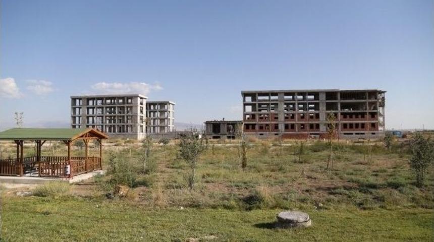 As&uuml;&rsquo;de Yeni Yatırımlar Hız Kazanıyor