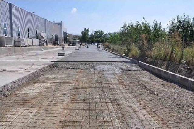 Gölcük İhsaniye’ye Beton Yol