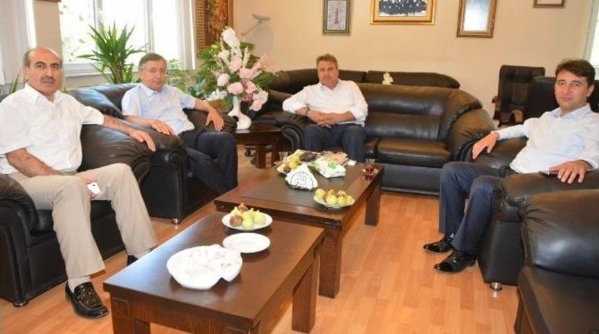 Manisa&rsquo;da Yurt Kapasitesi 10 Bine &Ccedil;ıkıyor