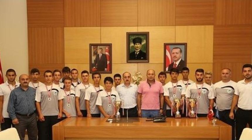 T&uuml;rkiye Şampiyonu Kanocular B&uuml;y&uuml;kşehir&rsquo;de