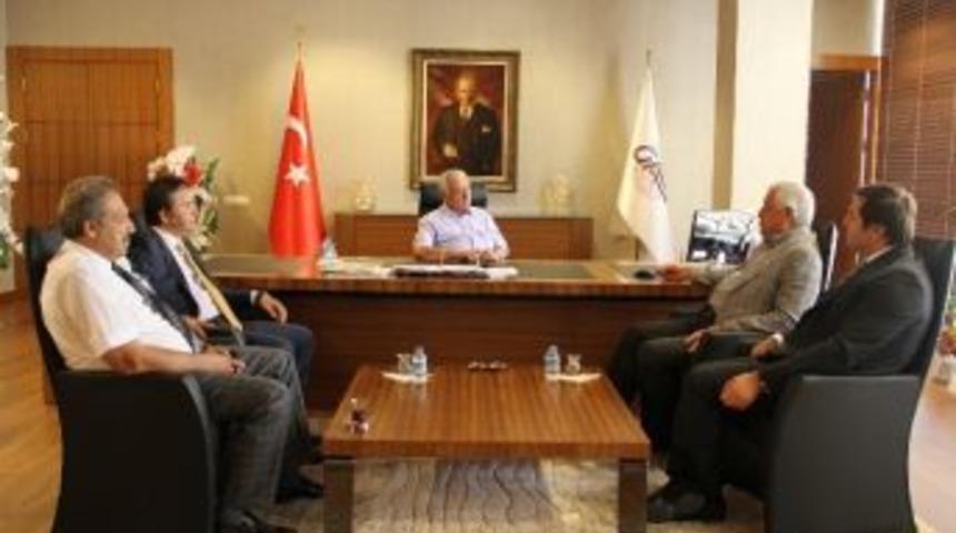 Ak Parti İl Başkanı Ahmet Uzer Gaib&rsquo;i Ziyaret Etti