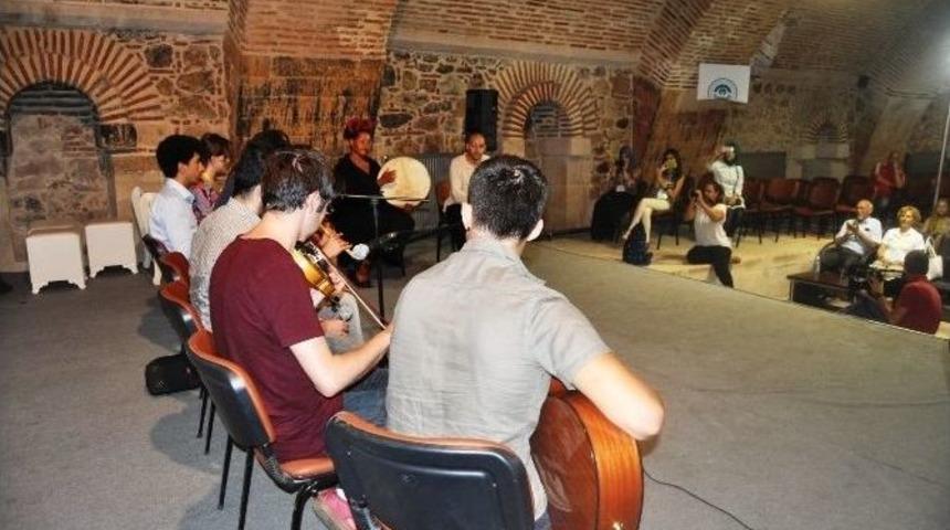 &ldquo;dinler Ve K&uuml;lt&uuml;rler Arası Diyalog Ve M&uuml;zik İle İletişim &Ccedil;alıştayı&rdquo;