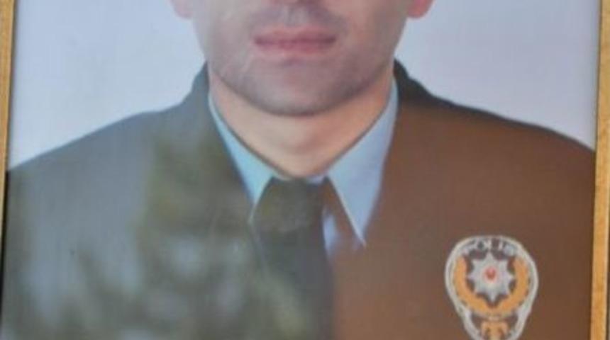 Trafik Kazasında &Ouml;len Polis Memuru Toprağa Verildi