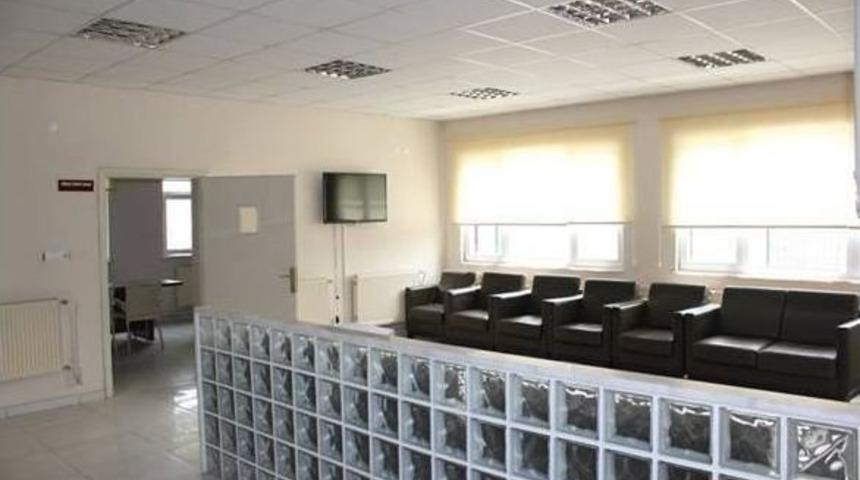 Hem Hasta Hem Aile Tedavi Ediliyor