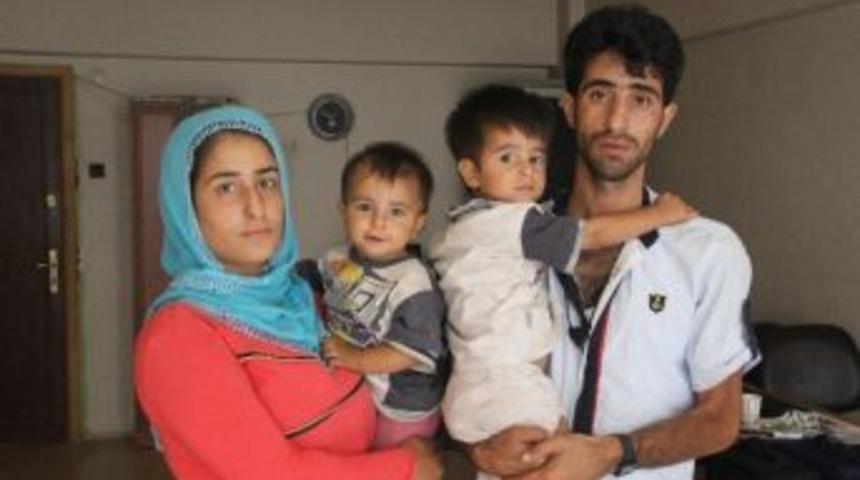 Eğmez &Ccedil;ifti, &Ccedil;ocukları İ&ccedil;in Yardım Bekliyor