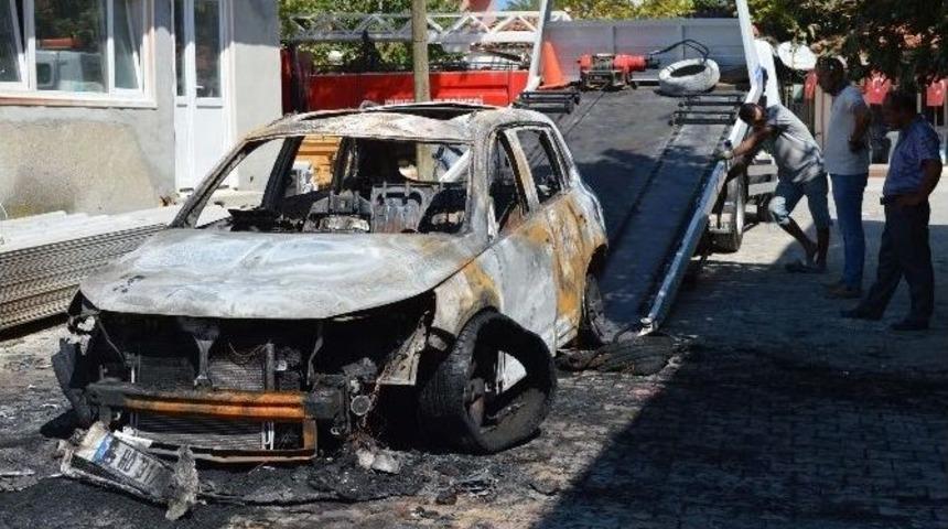 Belediye Başkanının Aracı Yandı