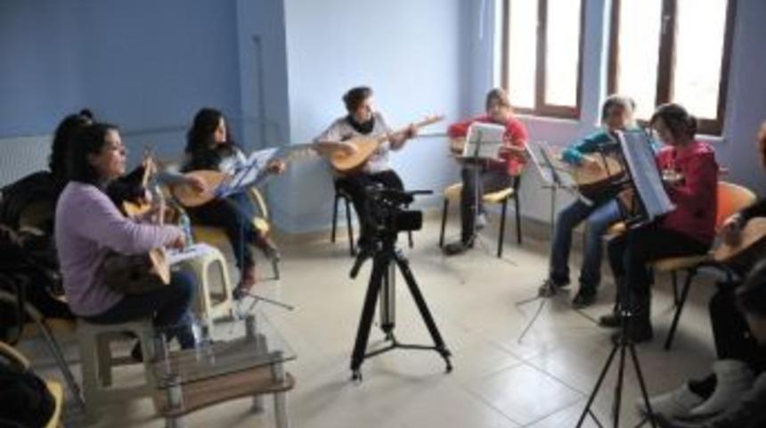 Karaman&rsquo;da Kadınlara Y&ouml;nelik Kurslar Başlıyor