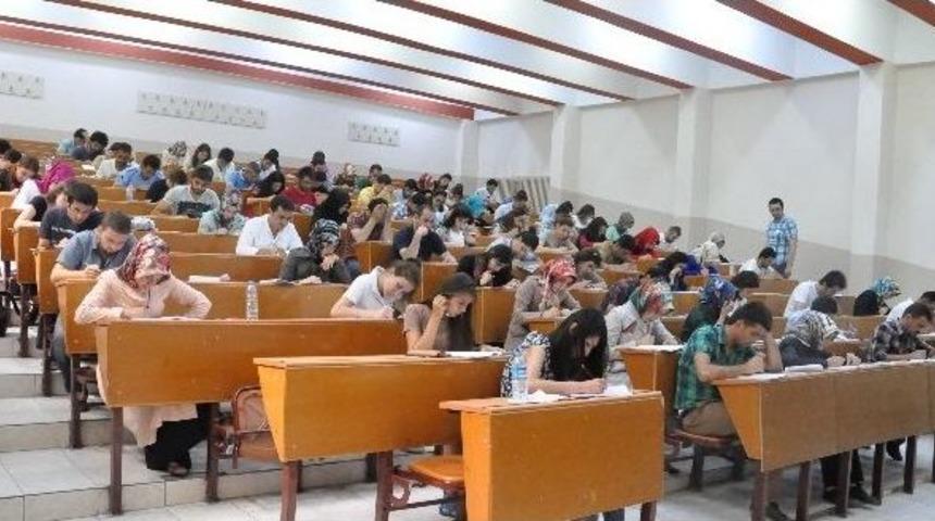 Pedagojik Formasyon Eğitimi Ara Sınavı Erzurum&rsquo;da Yapıldı