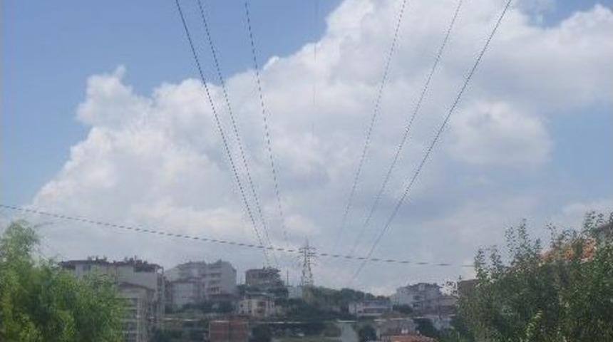 Y&uuml;ksek Gerilim Enerji Hatları Direkleri Yerleşim Alanları İ&ccedil;inde Kaldı