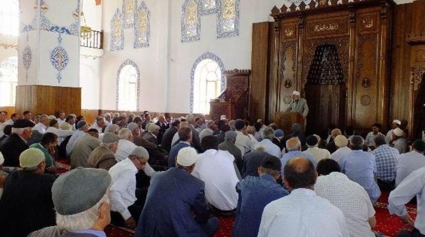 Van İl M&uuml;ft&uuml;s&uuml; Arvas&rsquo;tan Hacı Adaylarına Seminer