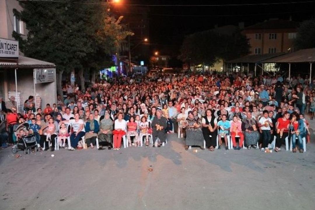Binlerce Mahmudiyeli Kardeş Belediyenin Etkinliğinde Bir Araya Geldi