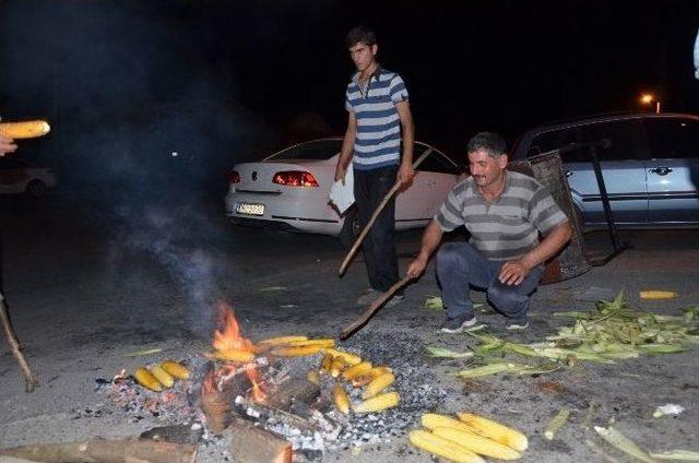 Bafra Sanayi Esnafından Közde Mısır Partisi