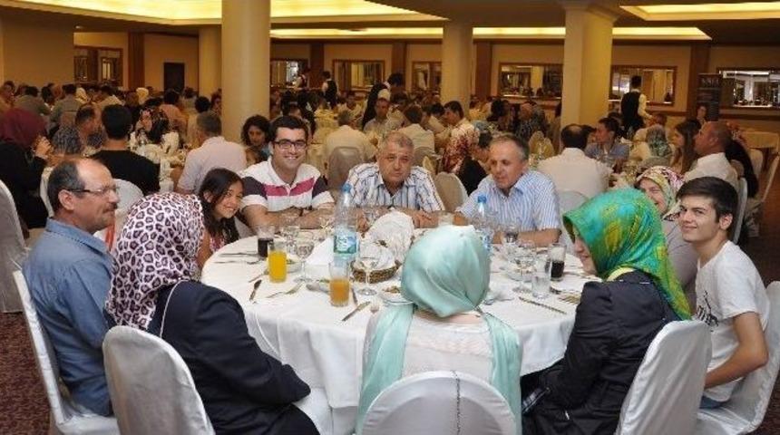 Şifa &Uuml;niversitesi, Aydın&rsquo;da Velileriyle Buluştu