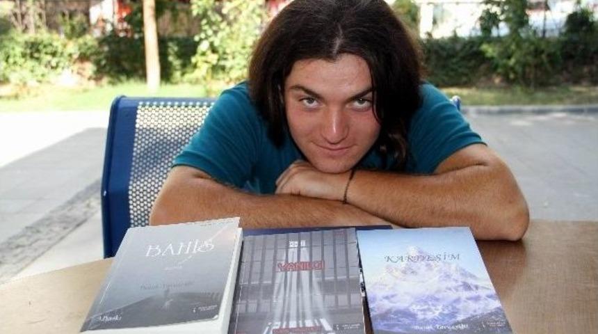 21 Yaşında &Uuml;&ccedil; Dalda Profesyonel Yazarlık Yapıyor