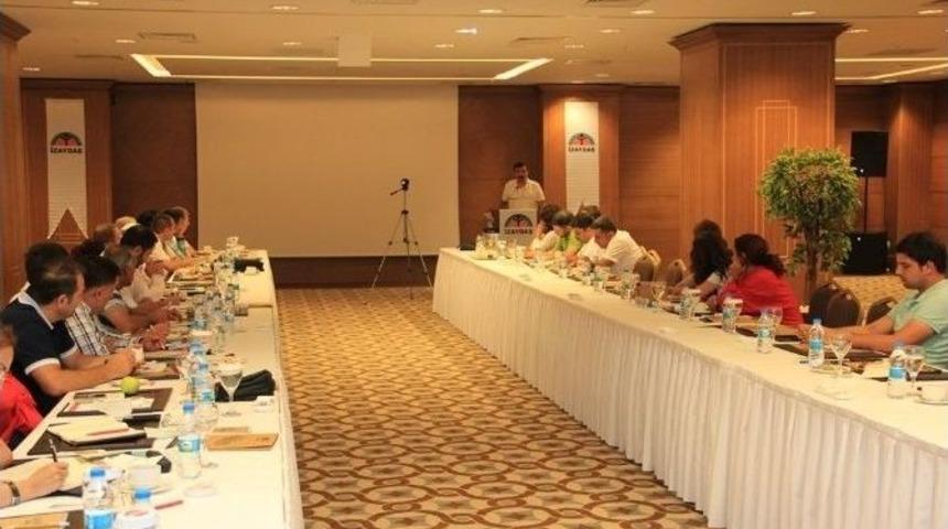 İzaydaş, Emin Adımlarla İlerliyor