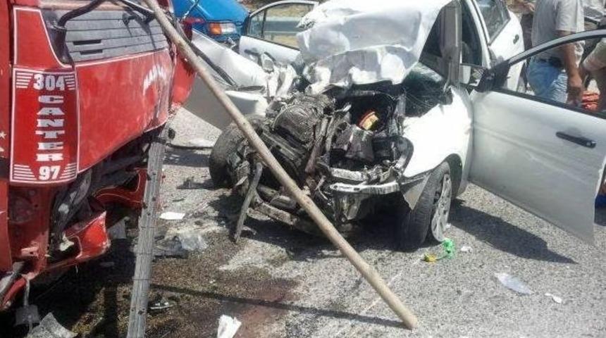 Karaman&rsquo;da Trafik Kazaları: 6 Yaralı